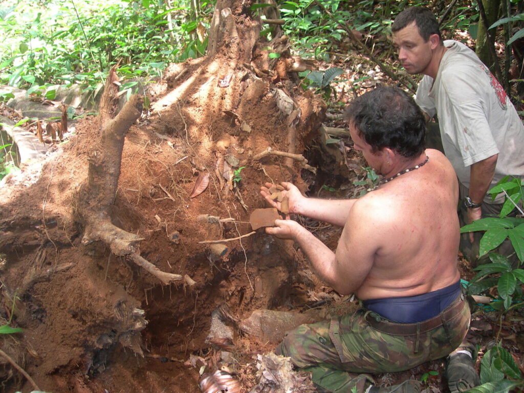 Tessons de poteries dans un chabli