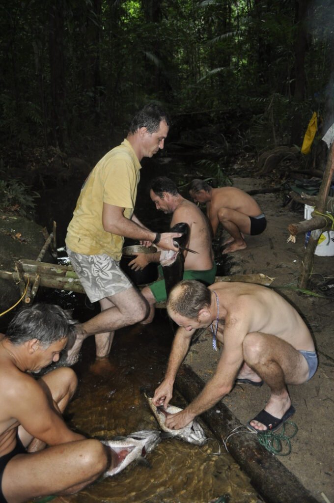 Préparation des Aïmaras pour le repas du soir